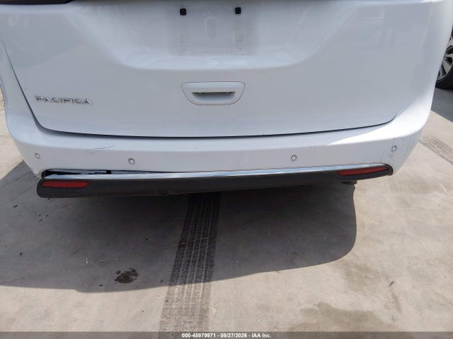 Auction sale of the 2024 Chrysler Pacifica Touring L, vin: 2C4RC1BG6RR140524, lot number: 45979971
