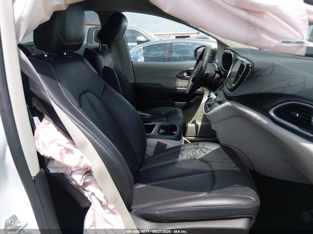 Auction sale of the 2024 Chrysler Pacifica Touring L, vin: 2C4RC1BG6RR140524, lot number: 45979971