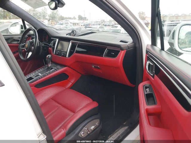 Продаж на аукціоні авто 2015 Porsche Macan Turbo, vin: WP1AF2A54FLB93915, номер лоту: 45979982