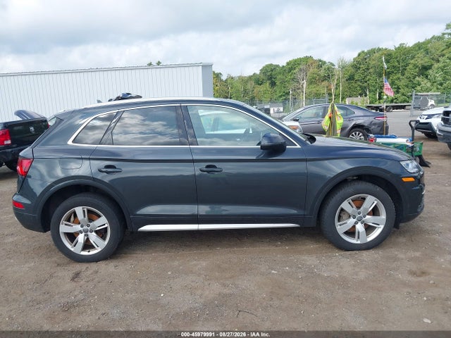 Продажа на аукционе авто 2018 Audi Q5, vin: WA1BNAFY4J2241606, номер лота: 45979991