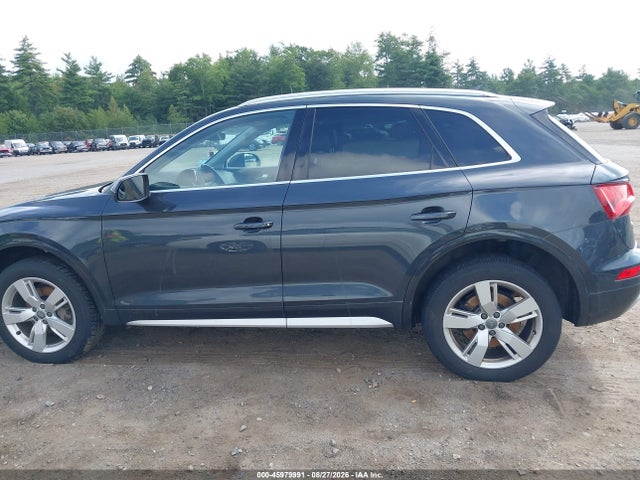 Продажа на аукционе авто 2018 Audi Q5, vin: WA1BNAFY4J2241606, номер лота: 45979991
