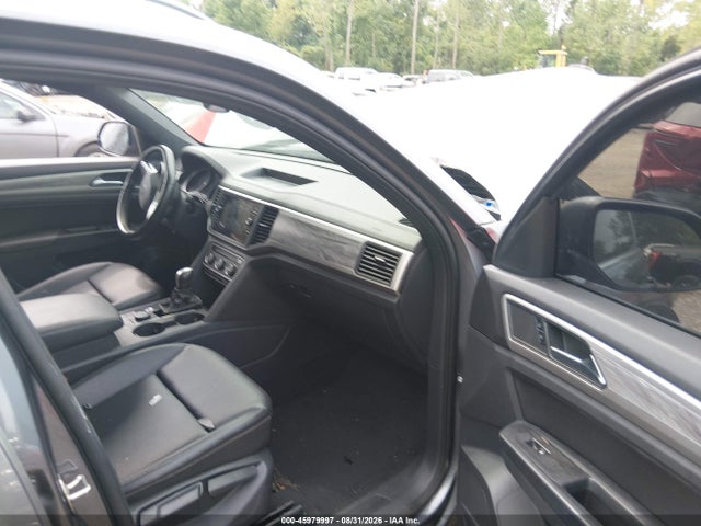 45979997 :رقم المزاد ، 1V21E2CA7LC224258 vin ، 2020 Volkswagen Atlas Cross Sport 3.6l V6 Se W/technology/3.6l V6 Se W/technology R-line مزاد بيع