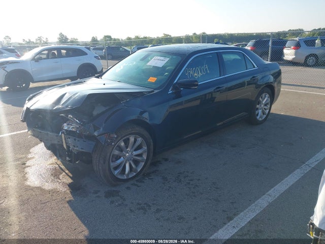 Продаж на аукціоні авто 2017 Chrysler 300 Limited Awd, vin: 2C3CCARG7HH506866, номер лоту: 45980009