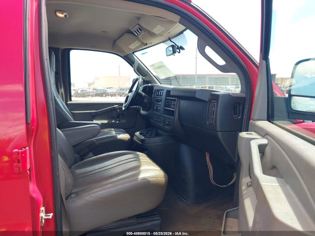 Chevrolet Express 3500 Ls 2017 1GAZGNFF0H1302575 Image 5