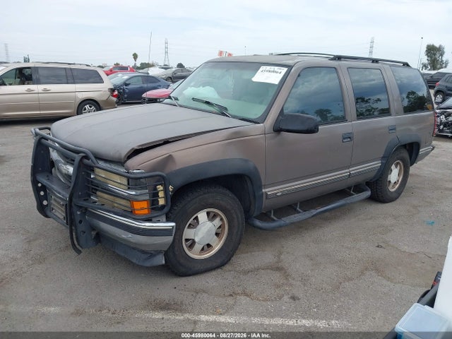 1997 Chevrolet Tahoe Ls მანქანა იყიდება აუქციონზე, vin: 1GNEC13R1VJ441271, აუქციონის ნომერი: 45980064