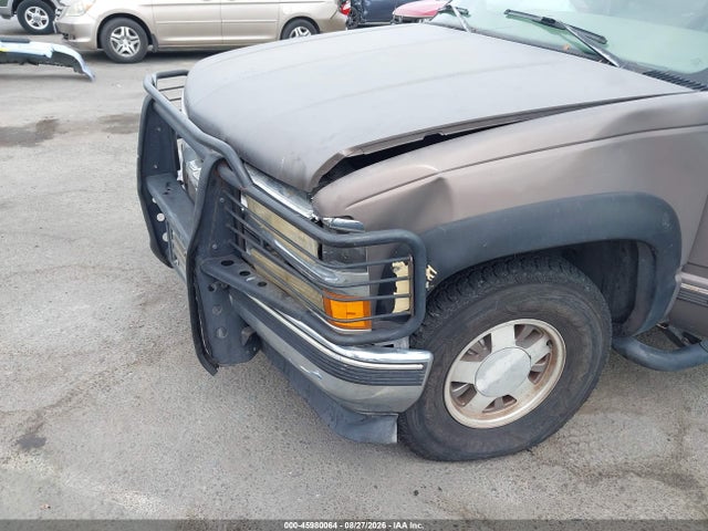 1997 Chevrolet Tahoe Ls მანქანა იყიდება აუქციონზე, vin: 1GNEC13R1VJ441271, აუქციონის ნომერი: 45980064