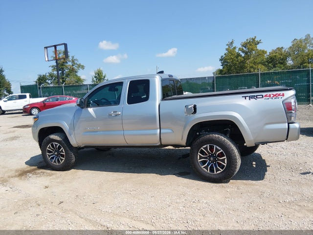 2022 Toyota Tacoma Trd Sport მანქანა იყიდება აუქციონზე, vin: 3TYSZ5AN8NT074667, აუქციონის ნომერი: 45980066