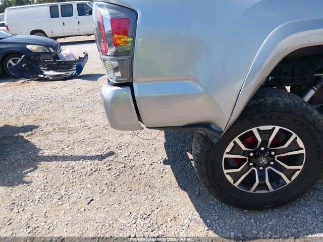 2022 Toyota Tacoma Trd Sport მანქანა იყიდება აუქციონზე, vin: 3TYSZ5AN8NT074667, აუქციონის ნომერი: 45980066