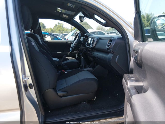 2022 Toyota Tacoma Trd Sport მანქანა იყიდება აუქციონზე, vin: 3TYSZ5AN8NT074667, აუქციონის ნომერი: 45980066
