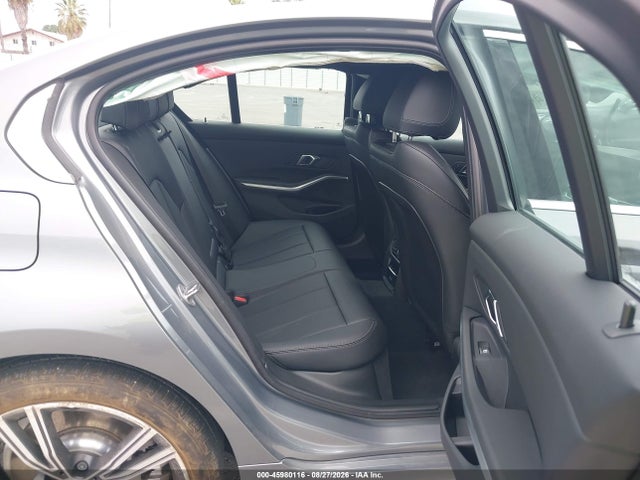 45980116 :رقم المزاد ، 3MW69FF0XR8E37448 vin ، 2024 Bmw 330i مزاد بيع