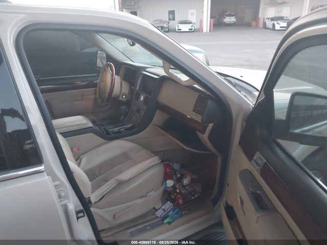 2005 Lincoln Aviator მანქანა იყიდება აუქციონზე, vin: 5LMEU68H45ZJ13548, აუქციონის ნომერი: 45980118