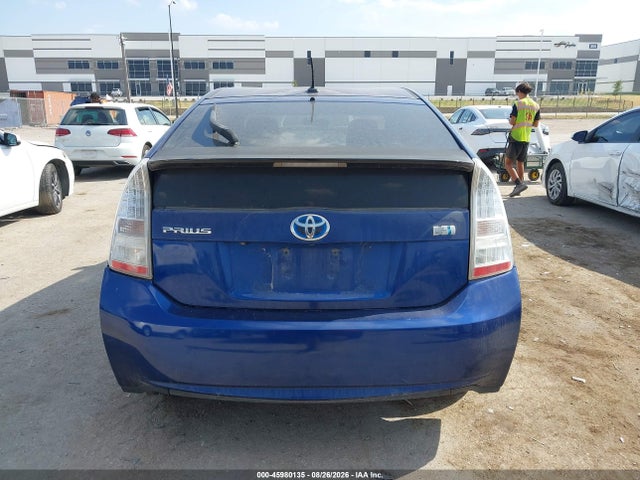 45980135 :رقم المزاد ، JTDKN3DU2A1004667 vin ، 2010 Toyota Prius Iii مزاد بيع