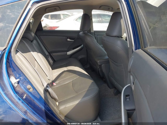 45980135 :رقم المزاد ، JTDKN3DU2A1004667 vin ، 2010 Toyota Prius Iii مزاد بيع