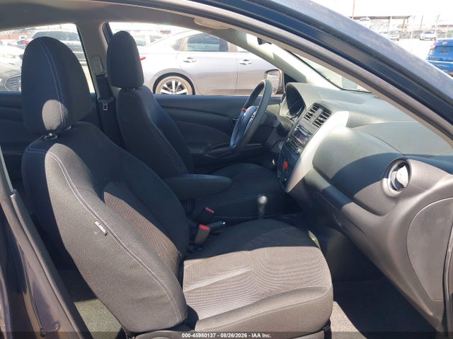 3N1CN7AP8FL881984 Nissan Versa 1.6 Sv