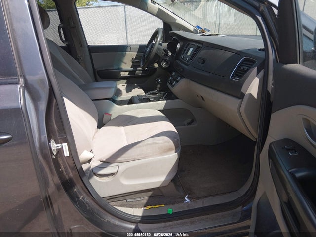 45980150 :رقم المزاد ، KNDMB5C17F6041180 vin ، 2015 Kia Sedona Lx مزاد بيع