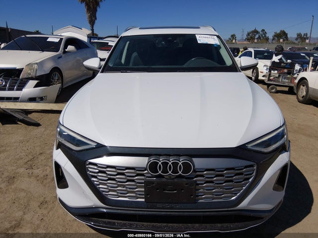 WA15AAGE8RB033575 Audi Q8 E-tron Premium Plus Quattro
