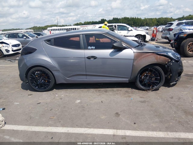 2013 Hyundai Veloster Base W/black მანქანა იყიდება აუქციონზე, vin: KMHTC6AD8DU173316, აუქციონის ნომერი: 45980188