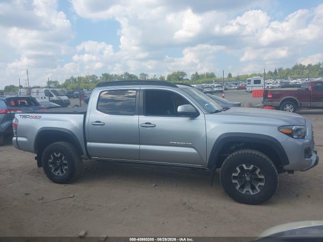 Продажа на аукционе авто 2022 Toyota Tacoma Trd Off Road, vin: 3TMCZ5AN2NM491864, номер лота: 45980200