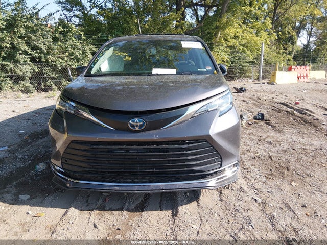45980240 :رقم المزاد ، 5TDJRKEC0MS066866 vin ، 2021 Toyota Sienna Xle مزاد بيع