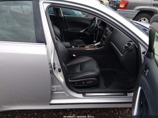 2011 Lexus Is 250 მანქანა იყიდება აუქციონზე, vin: JTHCF5C21B5047127, აუქციონის ნომერი: 45980313