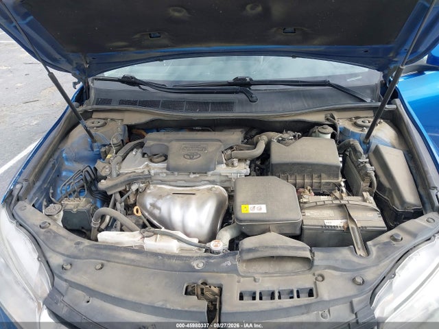 4T1BF1FKXHU727572 Toyota CAMRY SE