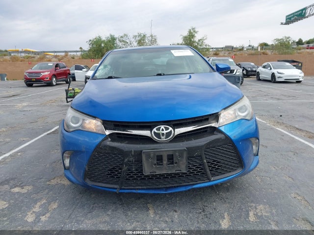 4T1BF1FKXHU727572 Toyota CAMRY SE