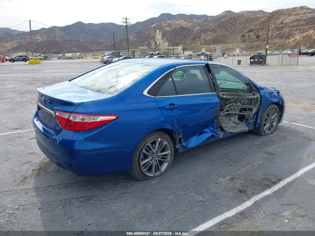 4T1BF1FKXHU727572 Toyota CAMRY SE