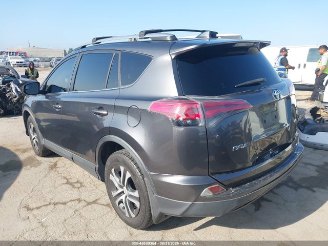 Toyota RAV4 LE 2017 JTMZFREVXHJ716067 Image 3