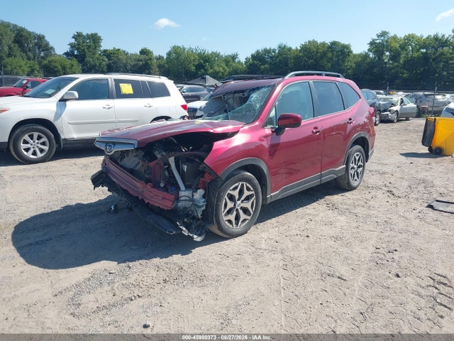 2021 Subaru Forester Premium მანქანა იყიდება აუქციონზე, vin: JF2SKAFC5MH561801, აუქციონის ნომერი: 45980373