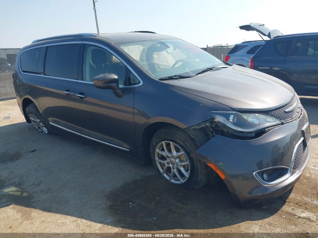 Auction sale of the 2020 Chrysler Pacifica Touring L, vin: 2C4RC1BG1LR268743, lot number: 45980385
