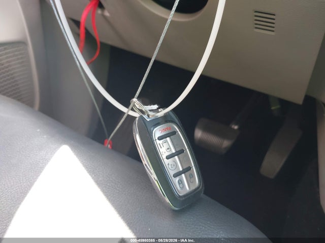 45980385 :رقم المزاد ، 2C4RC1BG1LR268743 vin ، 2020 Chrysler Pacifica Touring L مزاد بيع