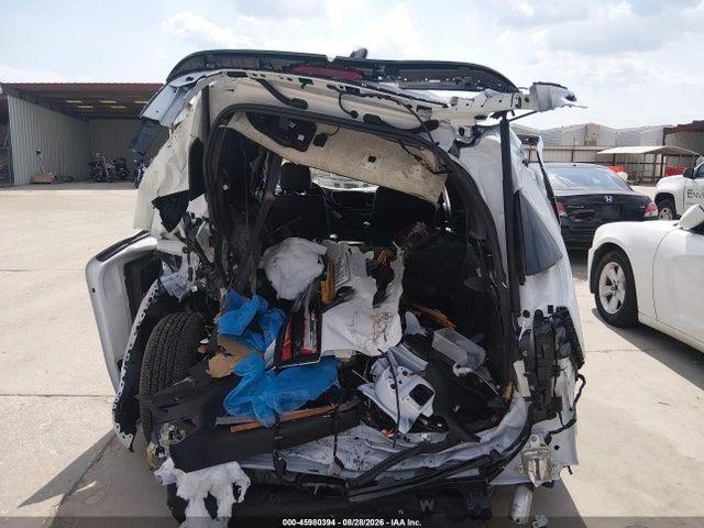 45980394 :رقم المزاد ، 2C4RC1BG2VR572554 vin ، 2027 Chrysler Pacifica مزاد بيع