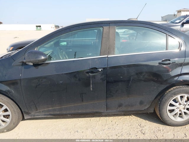 2019 Chevrolet Sonic Lt Auto მანქანა იყიდება აუქციონზე, vin: 1G1JD5SB5K4101057, აუქციონის ნომერი: 45980400