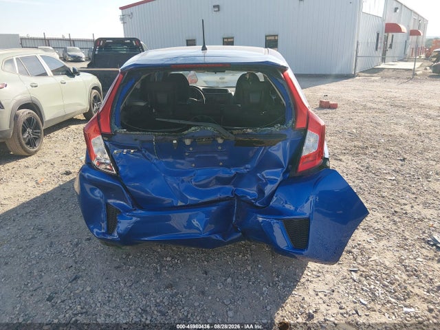 Honda FIT LX 2015 3HGGK5H50FM724803 Image 16