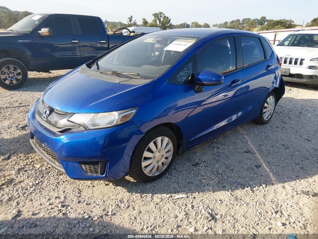 Honda FIT LX 2015 3HGGK5H50FM724803 Image 2