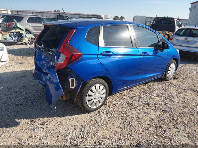 Honda FIT LX 2015 3HGGK5H50FM724803 Image 4