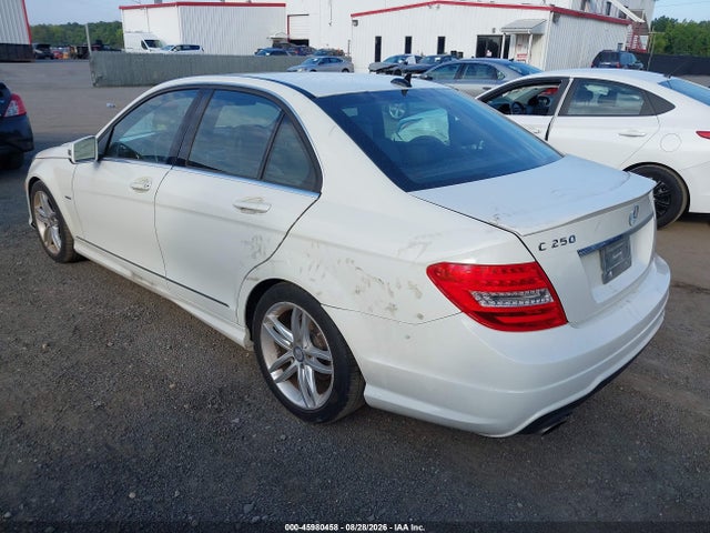 Продажа на аукционе авто 2012 Mercedes-benz C 250 Sport, vin: WDDGF4HB7CR232112, номер лота: 45980458