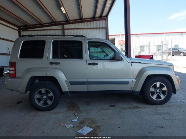 45980469 :رقم المزاد ، 1J8GN28K08W179191 vin ، 2008 Jeep Liberty Sport مزاد بيع