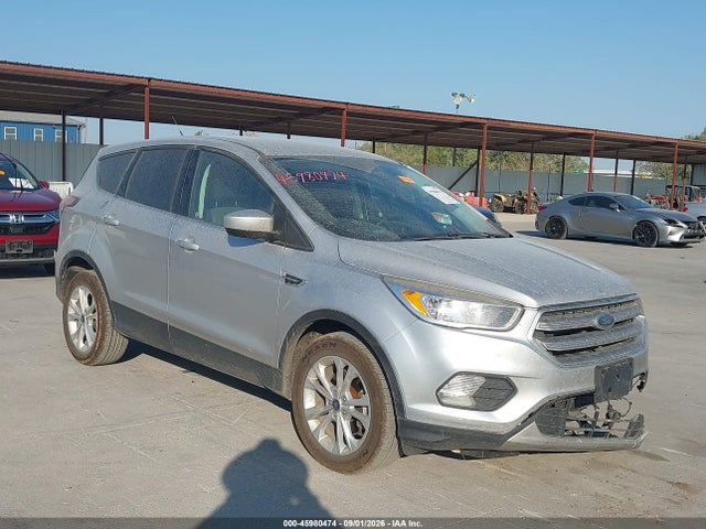 Продажа на аукционе авто 2017 Ford Escape Se, vin: 1FMCU0GD7HUA13743, номер лота: 45980474