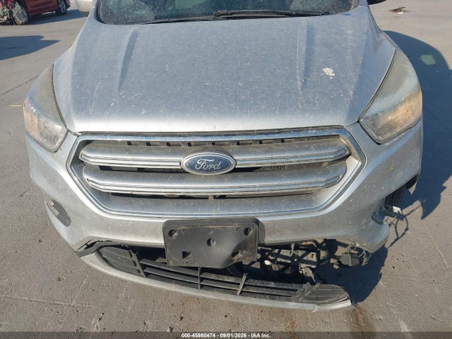 Продаж на аукціоні авто 2017 Ford Escape Se, vin: 1FMCU0GD7HUA13743, номер лоту: 45980474