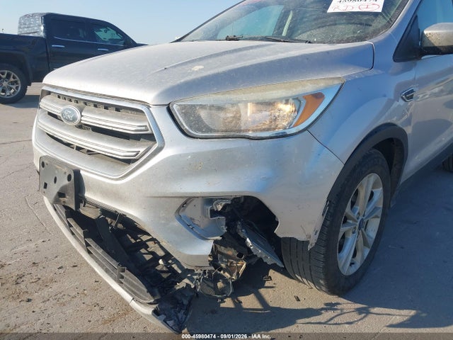 Продаж на аукціоні авто 2017 Ford Escape Se, vin: 1FMCU0GD7HUA13743, номер лоту: 45980474