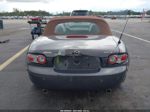 Продаж на аукціоні авто 2006 Mazda Mx-5 Grand Touring, vin: JM1NC25F860108722, номер лоту: 45980540