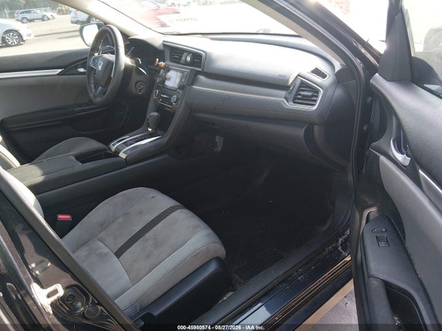 Auction sale of the 2017 Honda Civic Lx, vin: 2HGFC2F51HH552003, lot number: 45980574