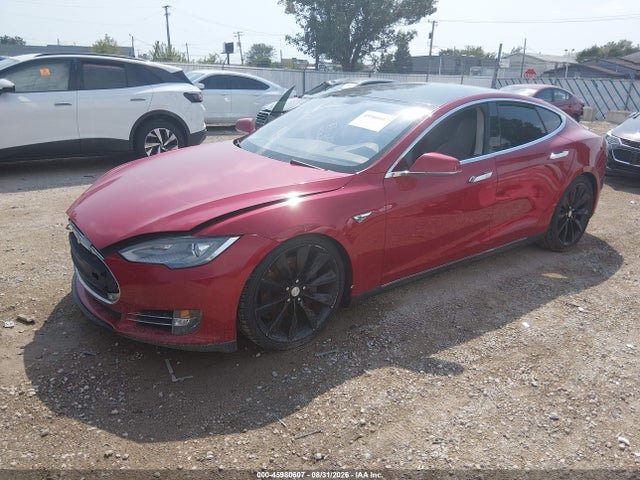 2013 Tesla Model S Performance მანქანა იყიდება აუქციონზე, vin: 5YJSA1DPXDFP20917, აუქციონის ნომერი: 45980607