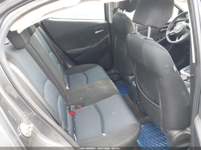2020 Toyota Yaris Le მანქანა იყიდება აუქციონზე, vin: 3MYDLBYVXLY707641, აუქციონის ნომერი: 45980621