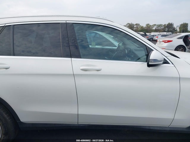 Продаж на аукціоні авто 2017 Mercedes-benz Glc 300, vin: WDC0G4JB3HF199194, номер лоту: 45980652