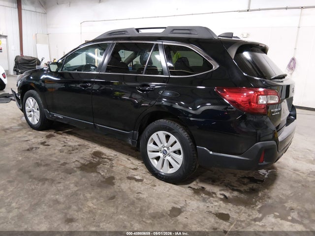 45980659 :رقم المزاد ، 4S4BSAFCXJ3324370 vin ، 2018 Subaru Outback 2.5i Premium مزاد بيع