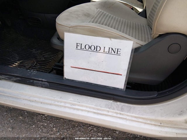 45980710 :رقم المزاد ، 3C3CFFLH0KT862189 vin ، 2019 Fiat 500c Pop مزاد بيع