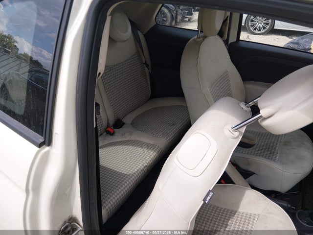45980710 :رقم المزاد ، 3C3CFFLH0KT862189 vin ، 2019 Fiat 500c Pop مزاد بيع