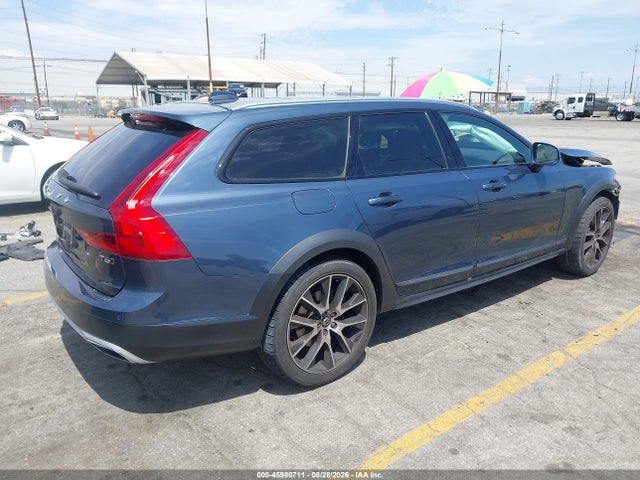 Volvo V90 Cross Country T6 2020 YV4A22NLXL1102284 Image 4